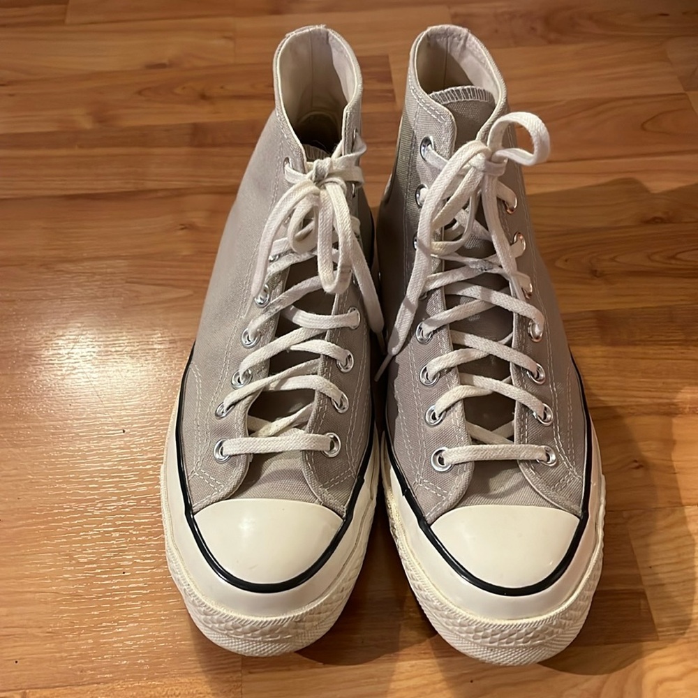 Converse Chuck Taylor 70’s Men’s 7.5/Women’s 9.5 Papyrus Tan Color